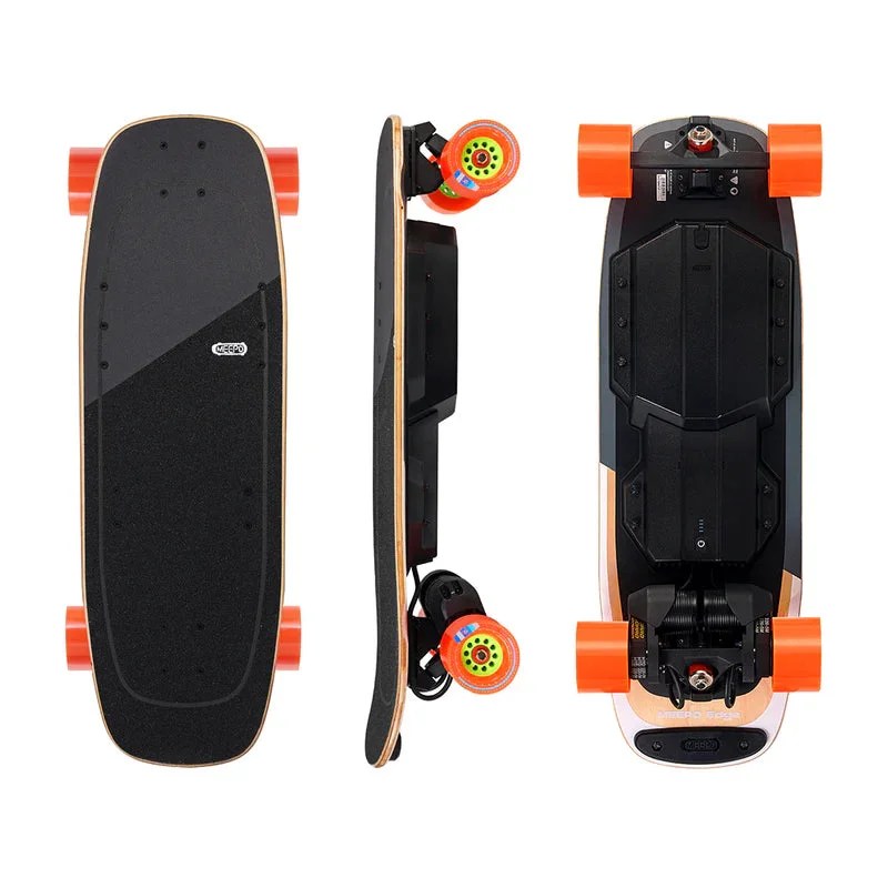Casavibeo MEEPO Edge electric skateboard with deck and wheels visible in the image.