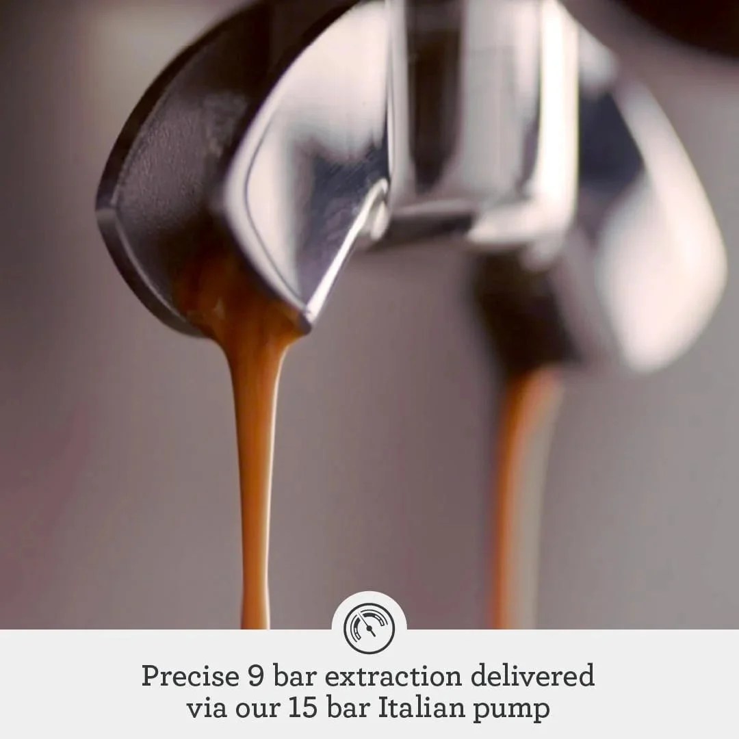 Casavibeo Breville Oracle Touch espresso machine with stainless steel finish and digital touch control panel.