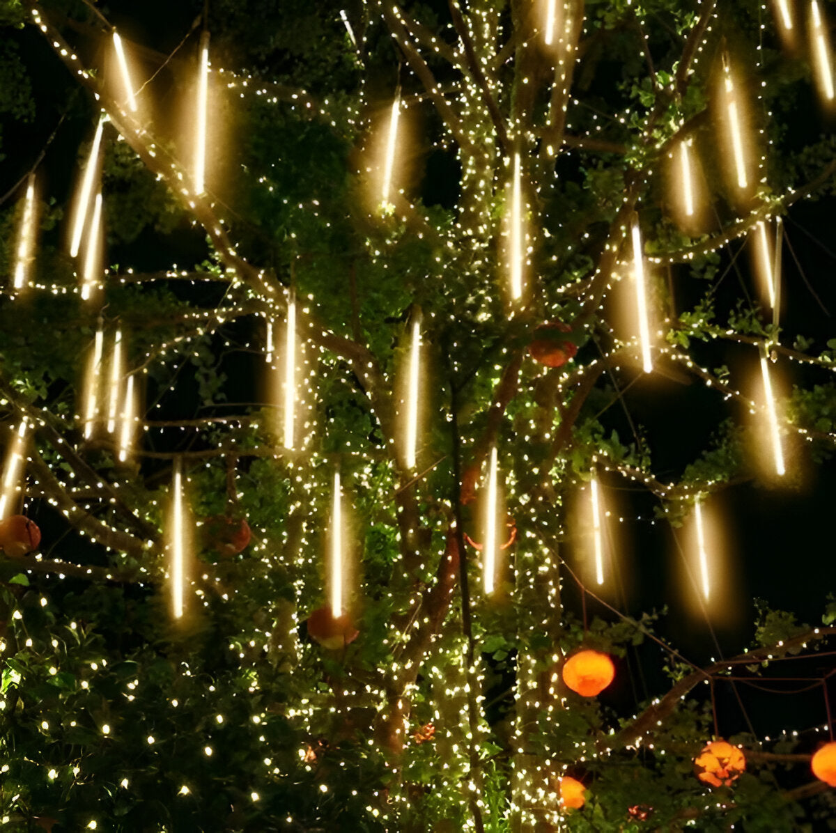 Set of 8 Belro Snowfall Garland Lights for outdoor home decor, featuring cascading LED lights for festive outdoor decoration.