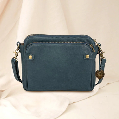 Belro three-layer leather crossbody bag and clutch with adjustable shoulder strap, versatile accessory for daily use.