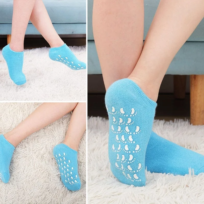 Belro moisturizing socks with spa gel lining for soft, hydrated feet, shown in a close-up image of the cozy sock interior.