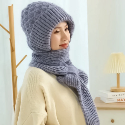 Belro women's winter hat with integrated ear protection, windproof cap and scarf for cold weather, black and snug fit.