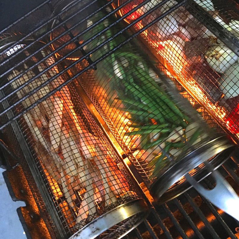 Belro stainless steel rolling BBQ grill basket for grilling vegetables and meats, perfect for outdoor cooking and barbecues.