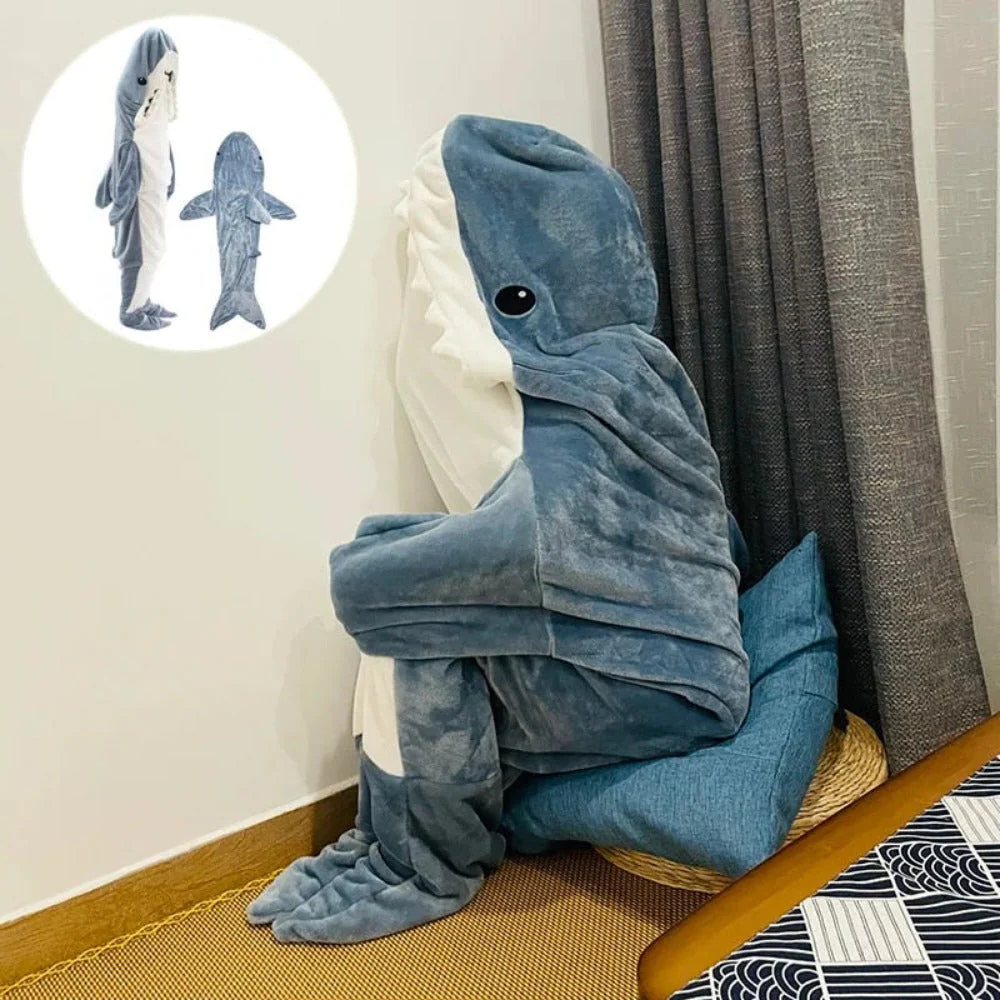 Belro Shark fleece hooded blanket, cozy hoodie with shark design and soft fleece material, perfect for lounging and warmth.