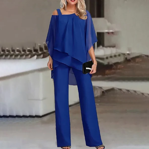 Elegant Belro clothing set featuring stylish, coordinated outfits with detailed fabric and modern design elements.