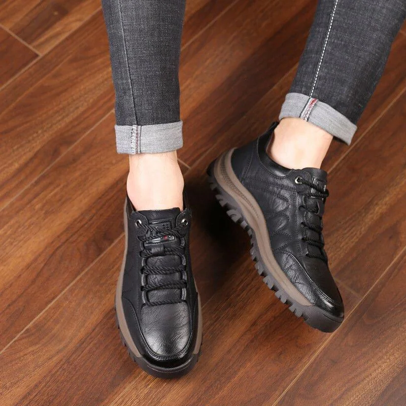 Men’s casual Belro footwear with hand-stitched arch support, non-slip sole, and breathable material for comfortable everyday wear.