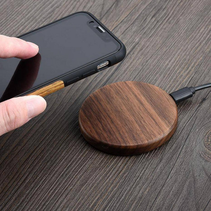 Belro fast charging wireless charger in wood finish, sleek electronic device for quick smartphone power-up.