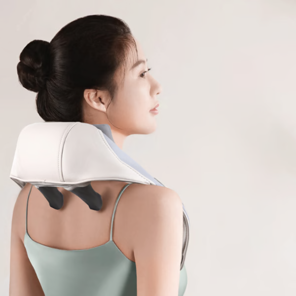 Belro neck and shoulder heat massager with plush cushions, designed for therapeutic relaxation and pain relief.
