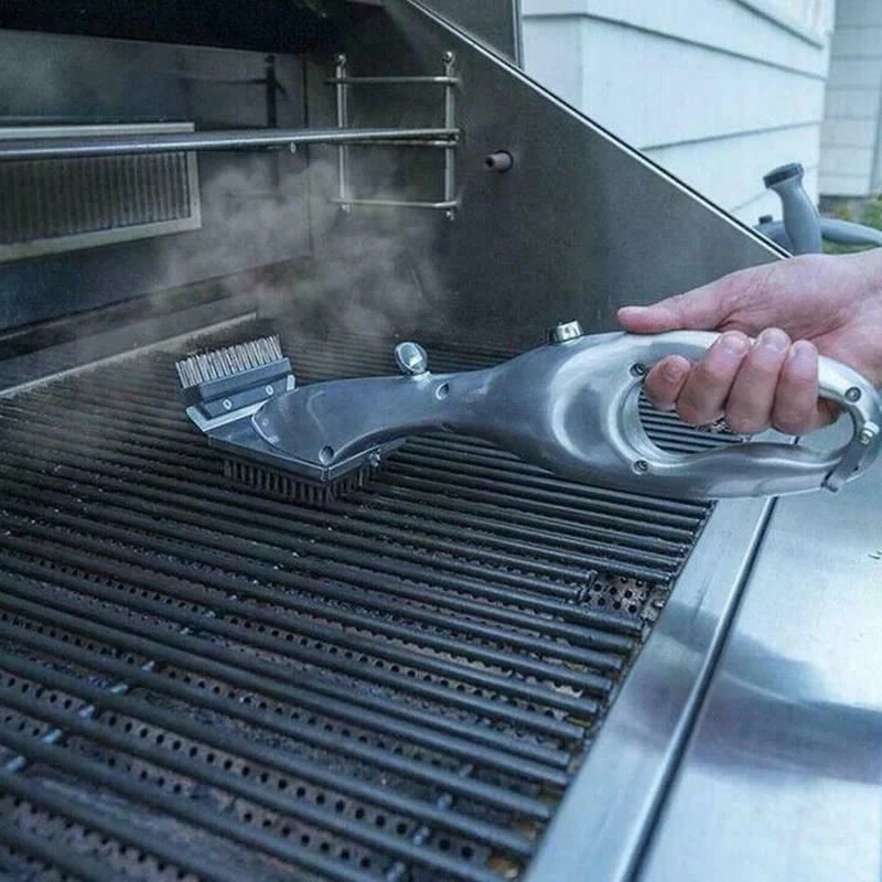 Belro outdoor barbecue grill cleaning brush with scraper, featuring bristles for steam cleaning and charcoal grill maintenance.