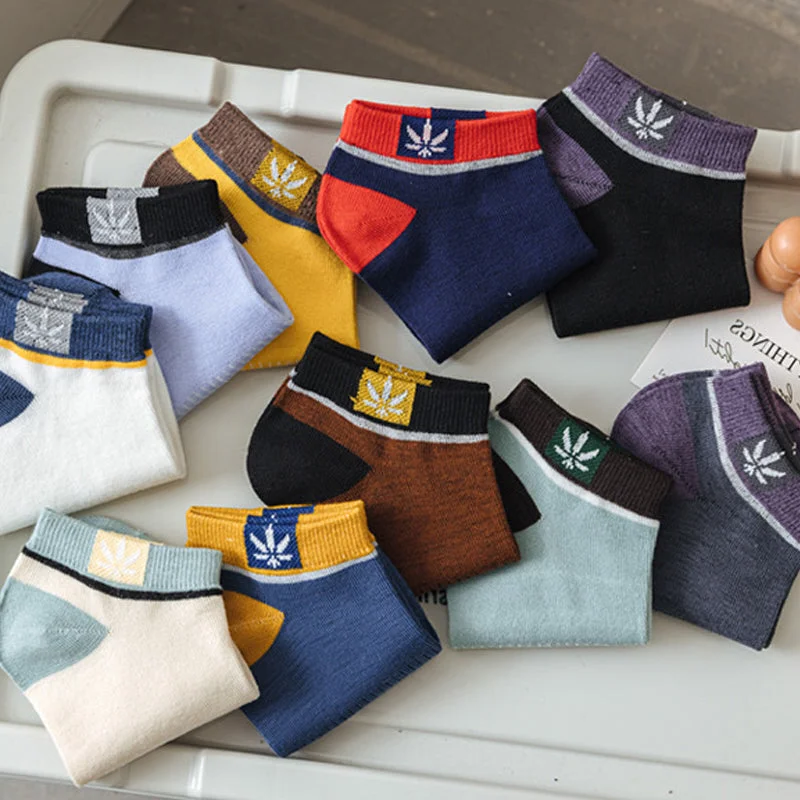 20 pairs of Belro men's casual low cut ankle socks with thin cotton fabric and moisture-wicking, ideal for everyday wear.