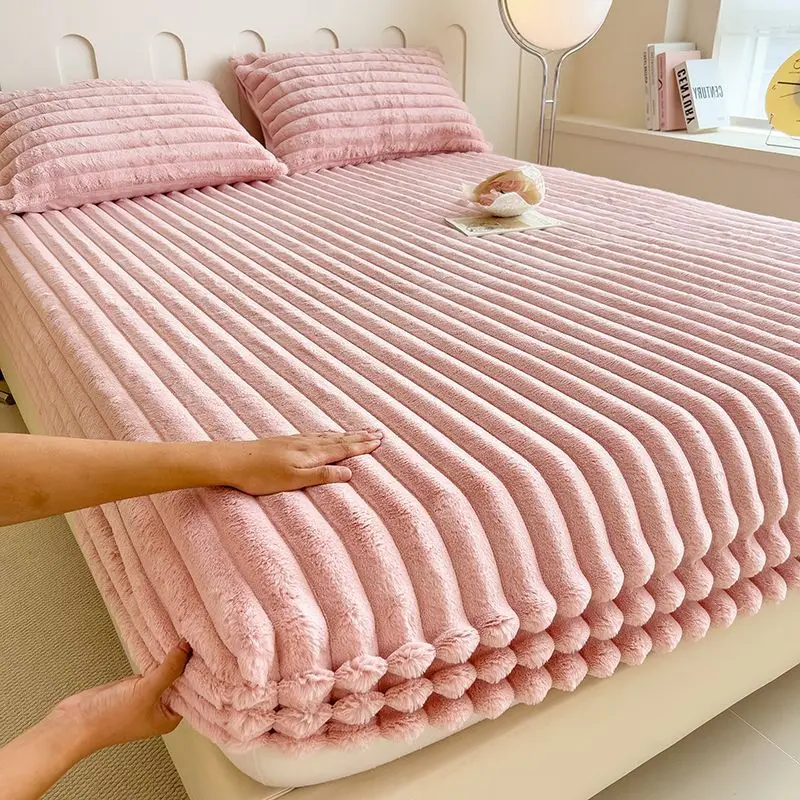 Belro Ultra-Soft Luxury Fitted Bed Sheet in white, showcasing smooth, wrinkle-free fabric on a neatly made bed.