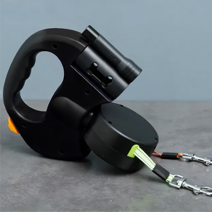 Belro TangleFree dual dog leash with LED light and 360° swivel, suitable for walking dogs and keeping them safe.