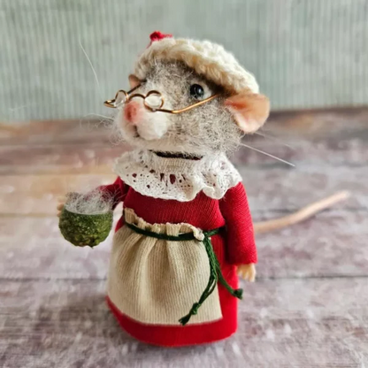 Handmade cute needle felted mouse craft kit by Belro, showcasing the detailed felted mouse figure and craft supplies.
