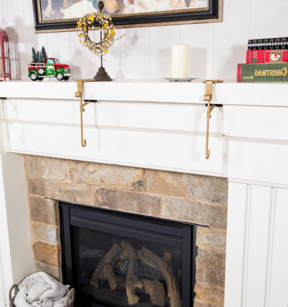 Belro heavy-duty 2-in-1 garland and stocking hangers for hosiery, featuring sturdy hooks for holiday decorating.
