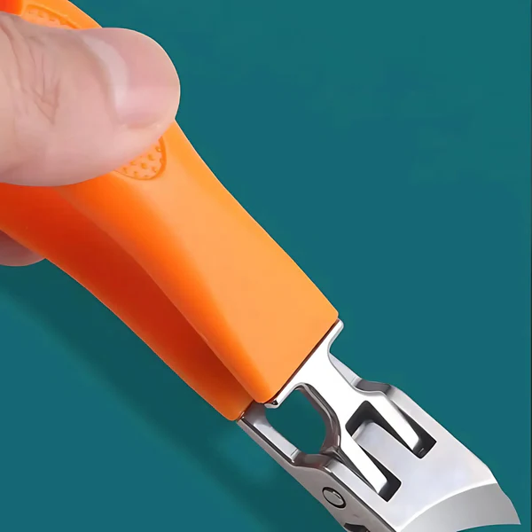 Belro wide jaw nail clipper with anti-splash design, showcasing durable stainless steel blades and ergonomic handle for precise nail trimming.