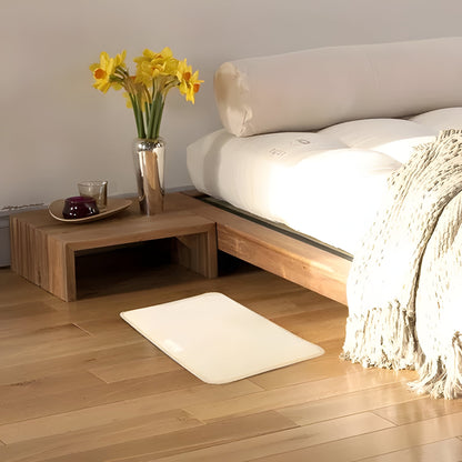 Belro Smart Rug Carpet Alarm Clock with soft carpet surface, designed for heavy sleepers, ideal for home decor and waking up easily.