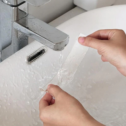 Belro transparent sticky nano tape, double-sided reusable home and office tape with traceless grip and strong adhesion.