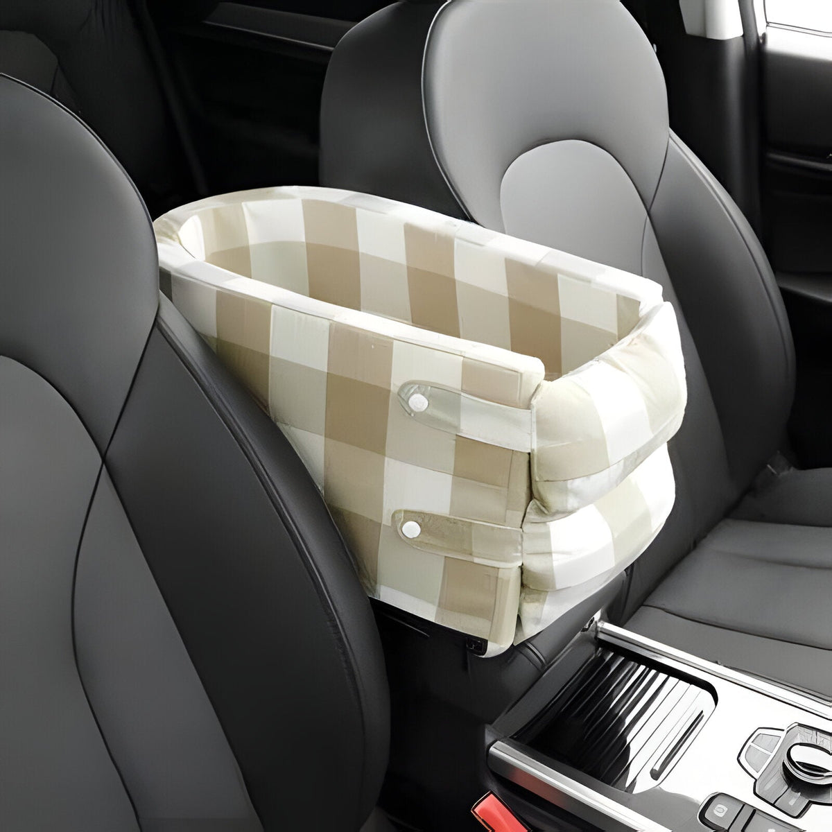 Belro pet car seat for small dogs and cats, secure automotive seat with soft cushioning for traveling pets.