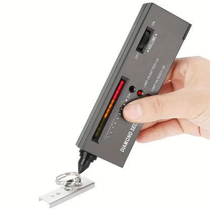 GETDECO portable electronic diamond tester pen with LCD and LED indicators for fast, accurate jewelry gemstone testing.