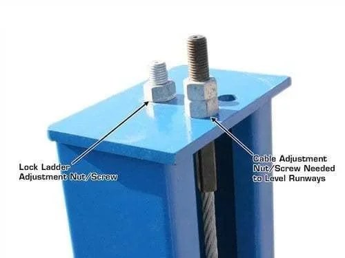 Casavibeo Atlas 412 12,000 lbs commercial 4-post lift showing sturdy steel posts and lifting mechanism for vehicle maintenance
