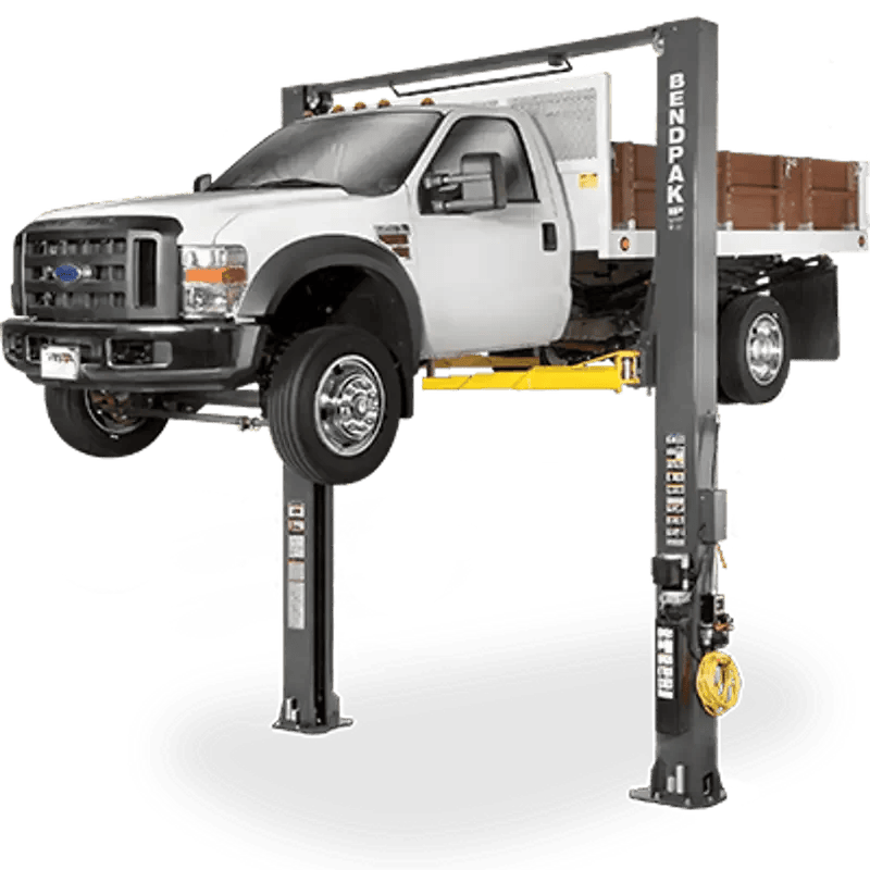Casavibeo BENDPAK XPR-10XLS 10,000 lb capacity symmetric lift with adjustable width, screw pads, and high-rise design.