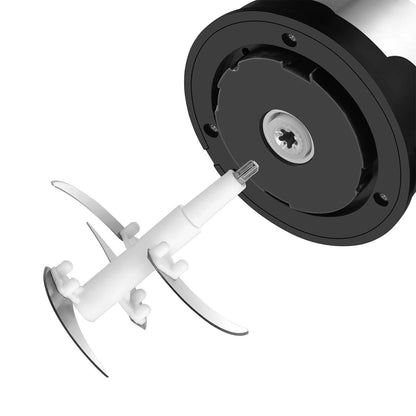 Belro 2L food chopper with stainless steel blade and compact design for efficient kitchen prep.