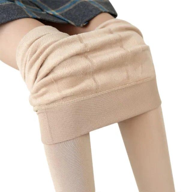 Belro fleece-lined leggings in black, close-up of soft, cozy fabric and elastic waistband for comfortable winter wear.