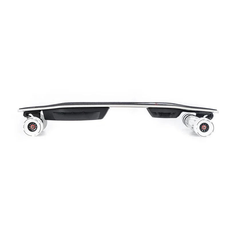 Casavibeo Meepo Voyager X electric skateboard with free Cyclone 107s rubber wheels, showing deck and wheel details.