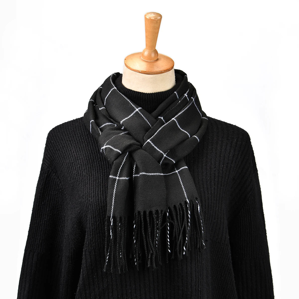 Belro luxury plaid cashmere winter scarf for men, soft and stylish accessories with classic plaid pattern, ideal for cold weather.