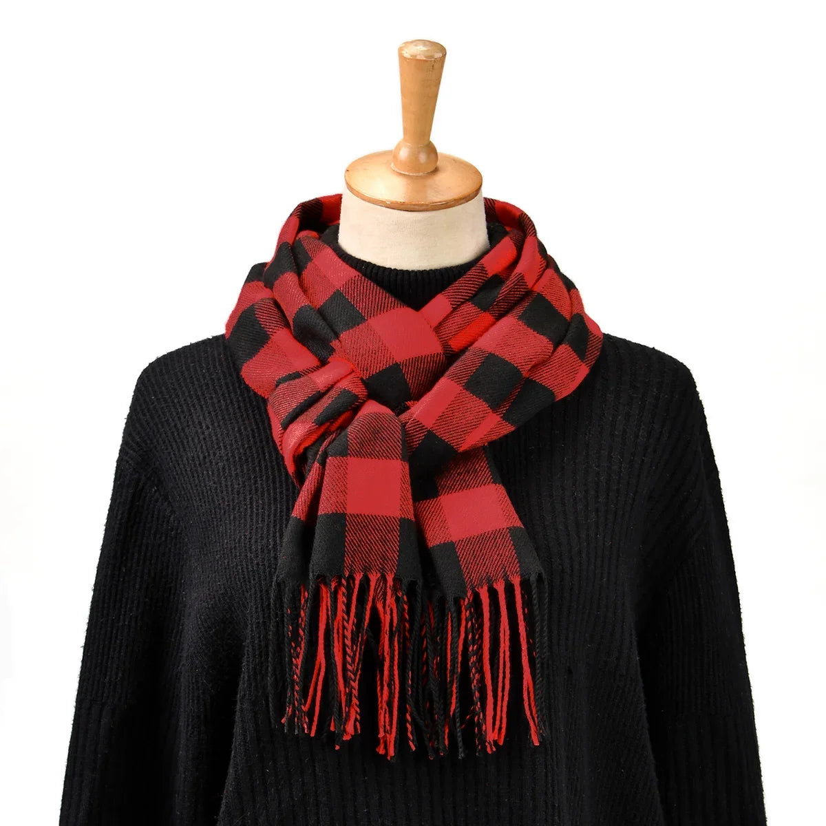 Belro luxury plaid cashmere winter scarf for men, soft and warm accessory with classic pattern, ideal for cold weather.